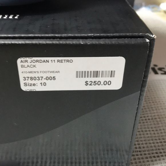 Nike Air Jordan Retro 11 - Picture 6 of 7